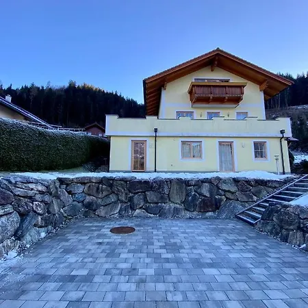 Krummholz * Haus im Ennstal