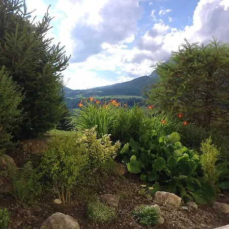 Krummholz Apartment *