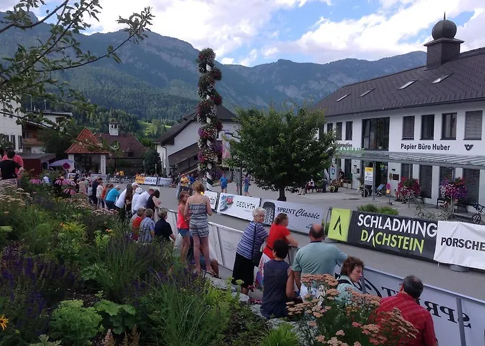 Krummholz Apartment *